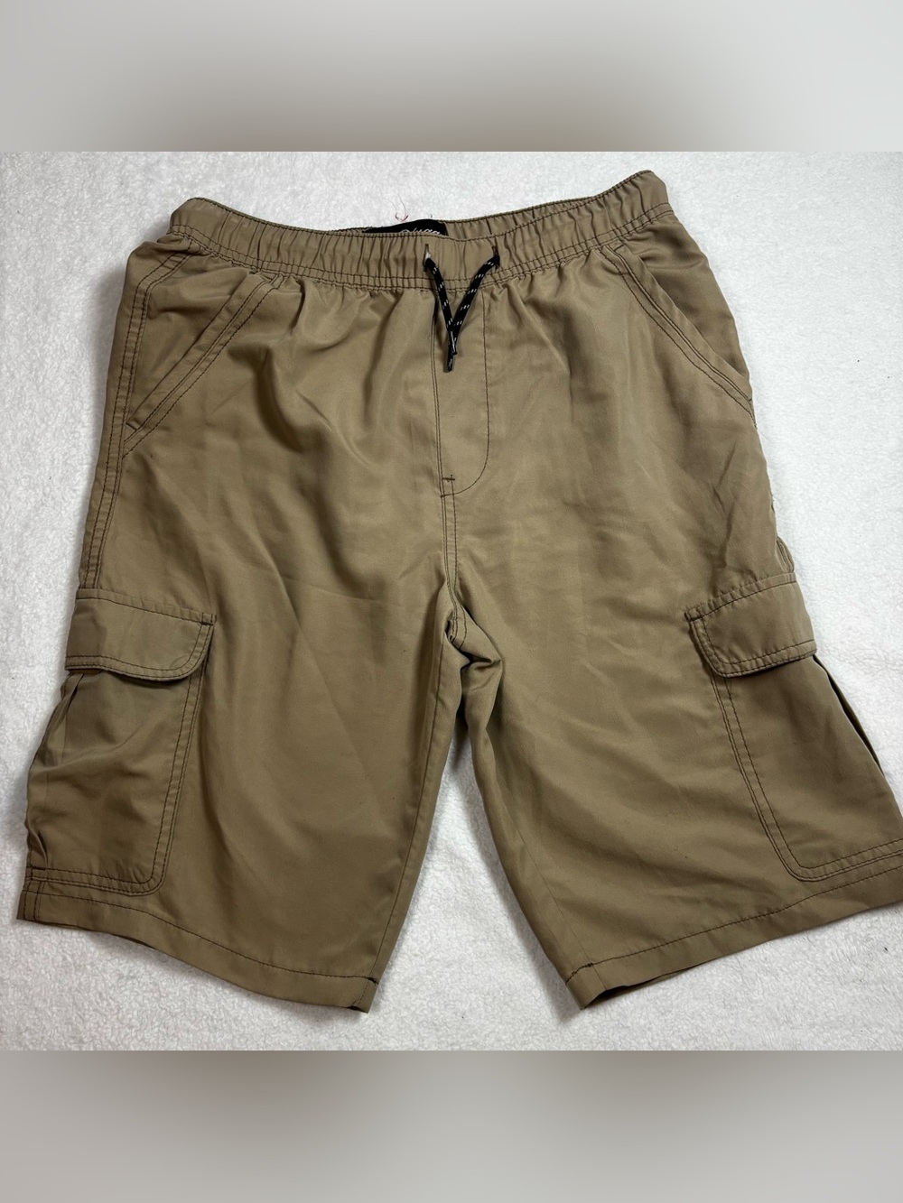 Plugg cargo Boy shorts with elastic waist, and multiple flap pockets